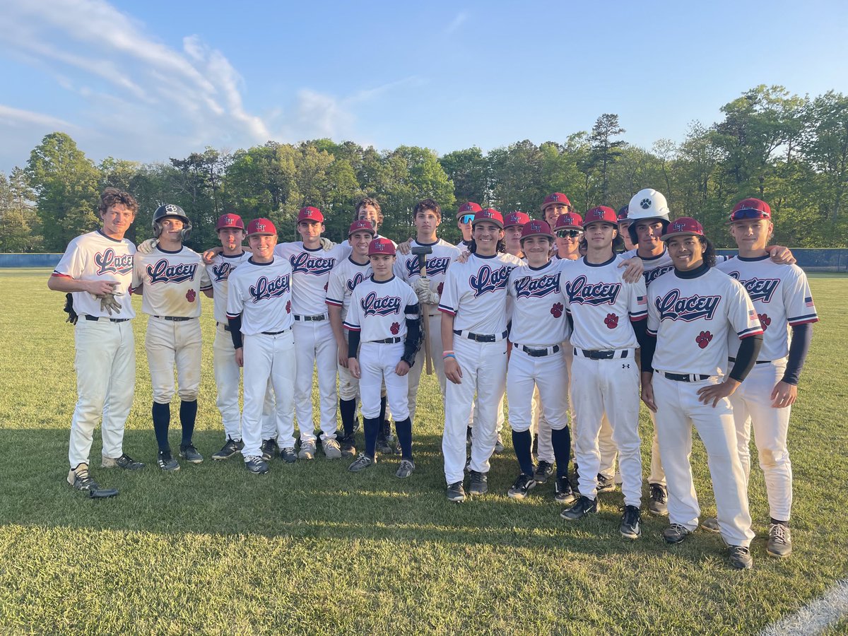 LaceyBoys walk it off in 9 innings vs. Holmdel 5-4. 🦁⚾️👊🏽

Game notables:

-Anderson: 2/4, walk off hit, 1RBI, 1BB 
-Zech: 3.1IP in relief, 0ER, 1BB, 2Ks 
-Marcus: 2/4, 1RBI, 1BB, 2SB 
-Eckerson: 2/3, 1R, 2SB, 2BB….🚨struck out for 1st all season in 52 ABs!!!🚨