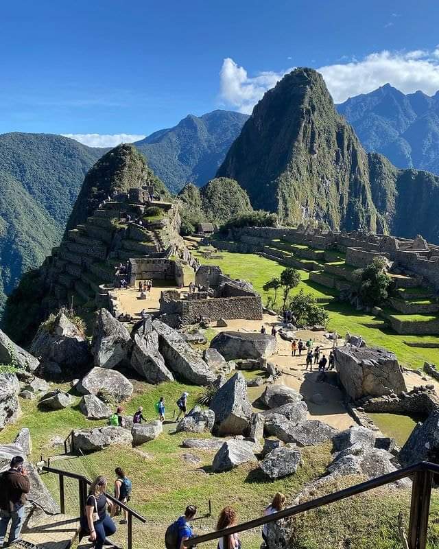 Machupicchu...
Sector de la cantera, lugar que proveyó las piedras para la construcción de edificaciones de la ciudadela inca.

Machu picchu - Cusco.