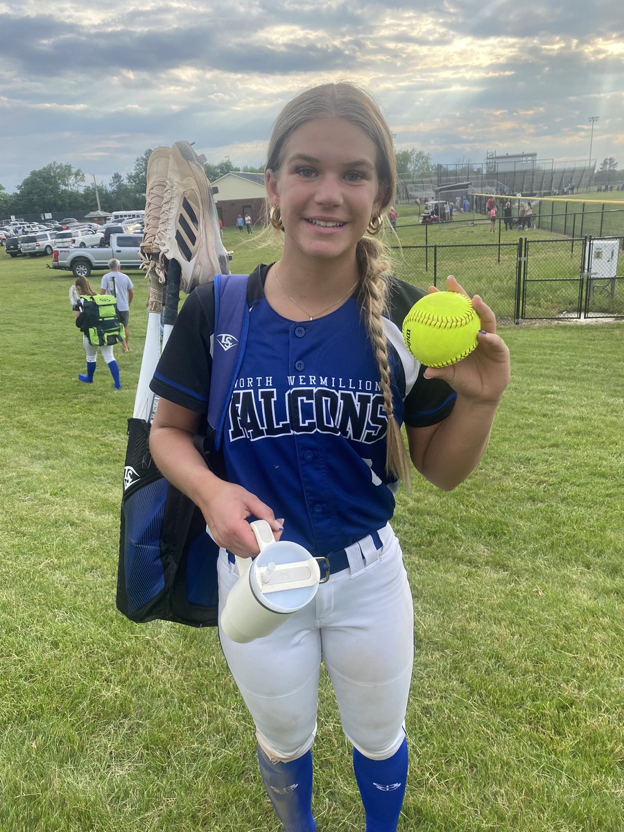 got one out tonight!!! <a href="/Coach_pooch/">Mike “Pooch” Perniciaro</a> <a href="/06Gators/">Indiana Gators 18u Premier Lloyd</a> <a href="/MarkLlo84231890/">Mark Lloyd</a>