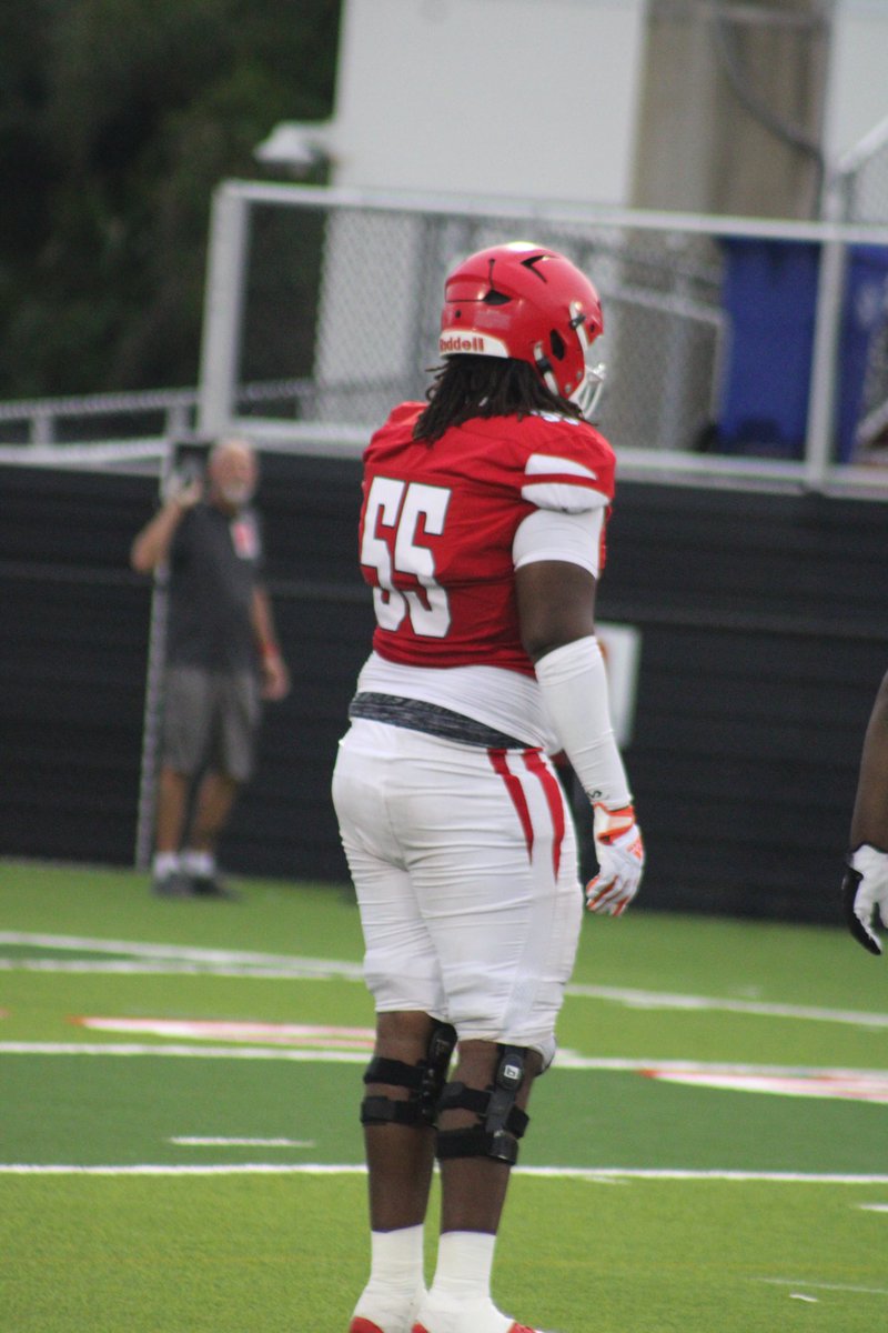 All you have to do is look at him and you’ll find out quickly why he is one of the best offensive tackles in the country. This is Vero Beach four-star Micah Smith, who has offers from Georgia, Ohio State, Florida, and Miami, among others. He’s 6’5, 305 pounds. @ChampSmith55