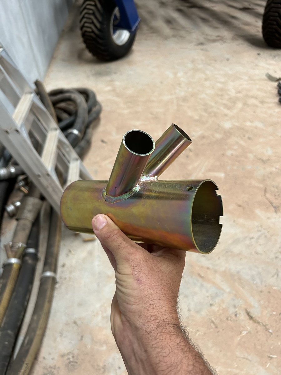 I’m looking for someone who would make air ventures. The photo below isn’t venturing enough and causing back pressures in the small seeds side (12 volt fan on my small seed delivery). I need a true negative pressure on the small delivery side?? Any help appreciated.