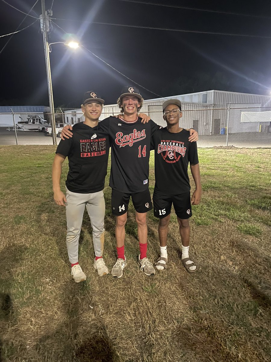 It was an honor to go to the semi-finals with these guys! I finished the season with 29 IP with a 1.9 ERA. I pitched tonight going 4 IP, with 6k’s, and 1 BB. I enjoyed every moment with these guys! @LoweryDevon @E_mauldin11 @GCS_Baseball1 @PrepBaseballNC @PBR_Uncommitted