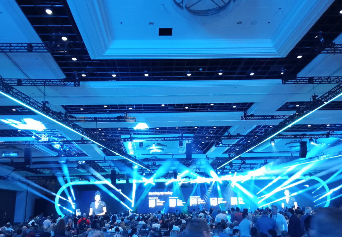 Here in Las Vegas for Siemens #RealizeLIVE. Digital threads, AI and industrial metaverse are big themes from today's opening session with Sony. Very interested to hear more about where AM fits into this 'immersive engineering' space later this week.