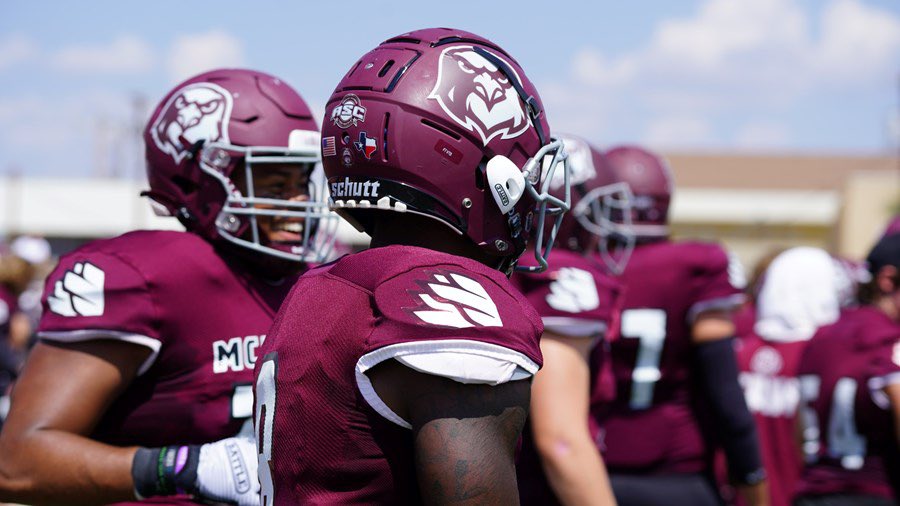 #AGTG After a great conversation with <a href="/CoachSnyde/">Will</a>, I am blessed to receive my first offer from <a href="/McMURRYFOOTBALL/">McMURRY FOOTBALL</a> ‼️

<a href="/CoachNealMcM/">JORDAN NEAL</a> <a href="/CoachRauMCM/">Mark Rau</a> <a href="/CoachMNewby/">Matthew Newby</a> <a href="/Coach_Watkins33/">Broc Watkins</a> <a href="/coachg72/">Cody Gilbert</a> <a href="/AndersonQBs/">Phillip Anderson</a> 
<a href="/JosiahBone/">Josiah Bone</a> <a href="/CoachMortDawg/">Jimmy Morton</a> <a href="/Coach_Maines/">Joe Maines</a> <a href="/GambleMoore/">🃏Gamble🃏</a> 
<a href="/Ck2Sports/">Coach Curley Kelly-CK2 Supreme Sports Recruiting</a>