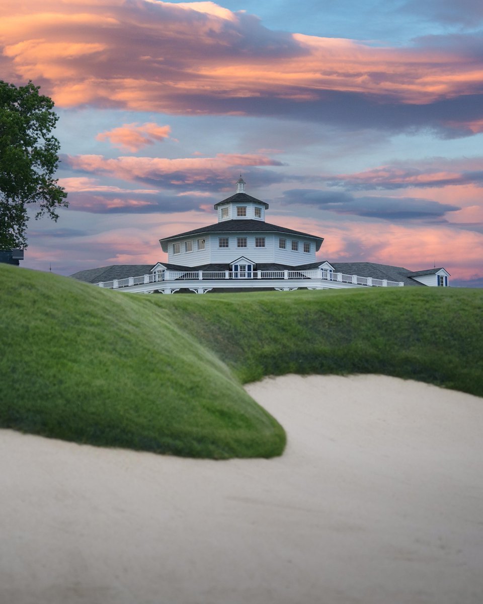 Even the sunsets at Valhalla are Major 🔥

#PGAChamp