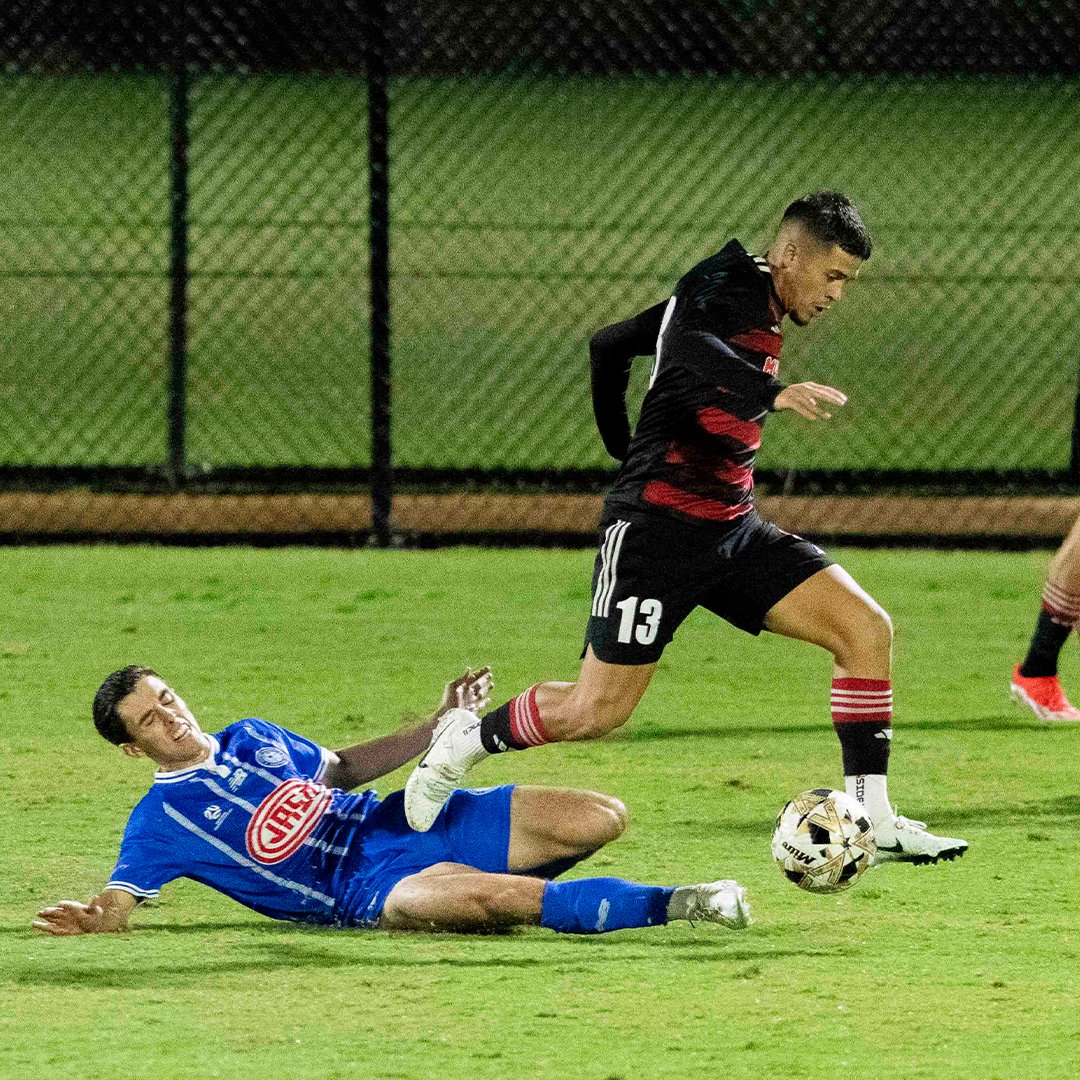 A stoppage time stunner from Nathaneal Blair has seen our @NPLNSW side snatch a late 3-2 victory at home against Sydney Olympic: wsw.football/4bbSw5o #WSW