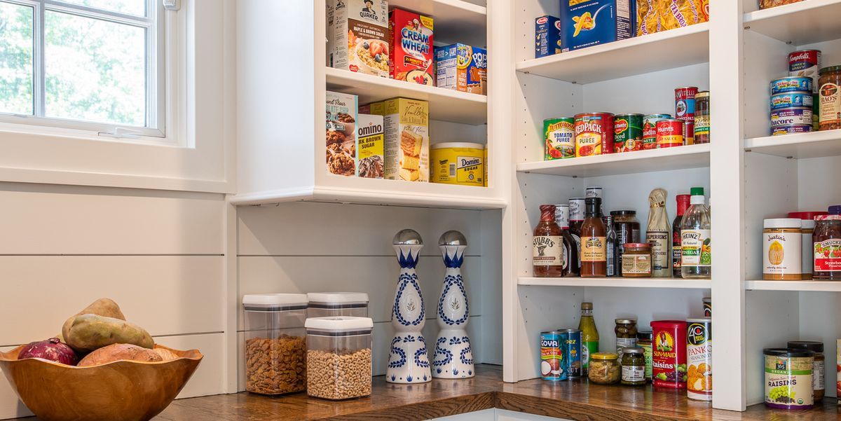 Whether you have a tiny pantry or a large walk-in, these 30 brilliant DIY hacks will help you organize your space effectively. Get ready to say goodbye to clutter! 

by @goodhousekeeping buff.ly/2VblTOM