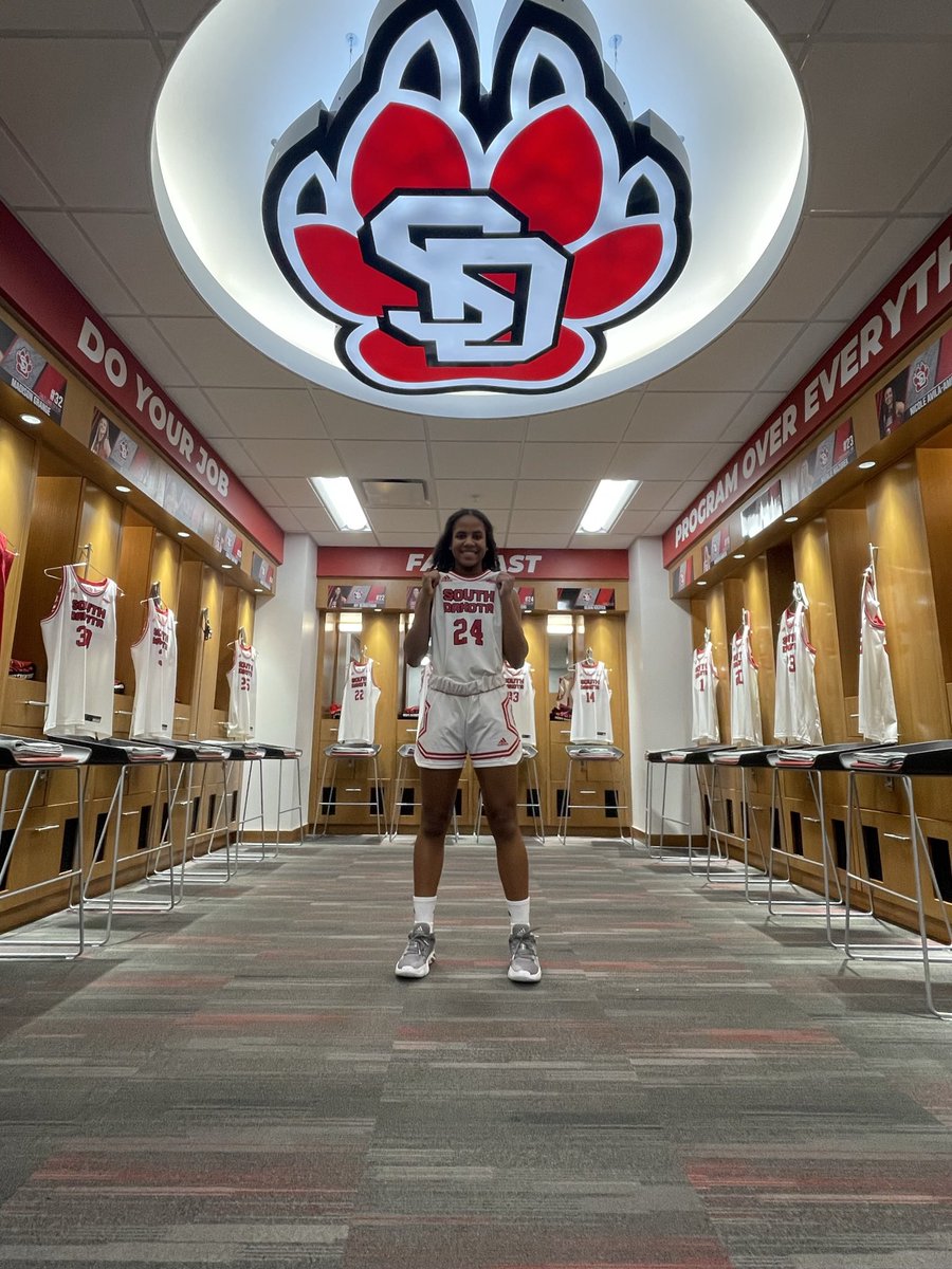 After a great talk with @Coach_Eighmey I am excited to announce that I have been reoffered from @SDCoyotesWBB!!