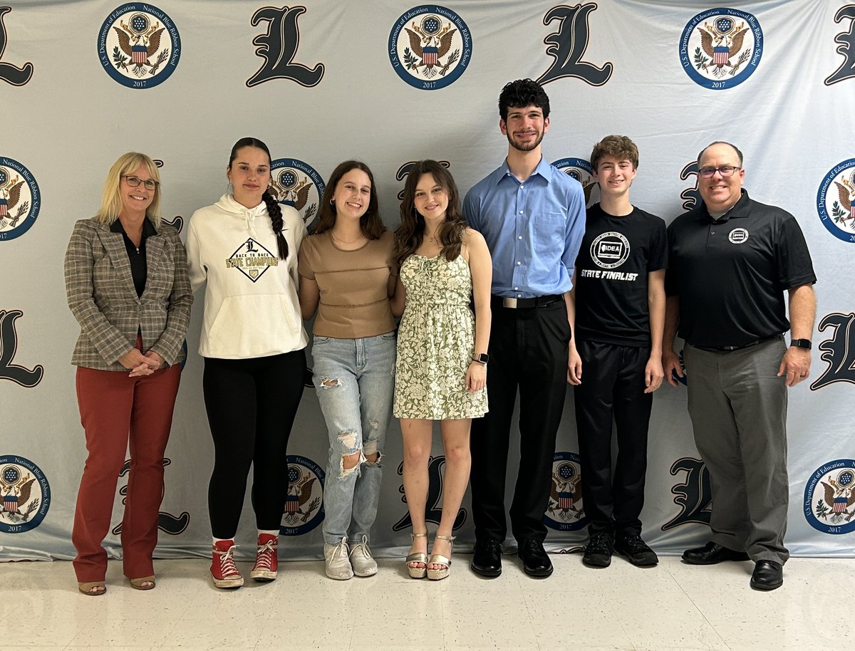 At its meeting tonight, the @Lemont_HS District 210 Board of Education honored the Illinois Design Educators Association state qualifiers. Congrats to all! #WeAreLemont