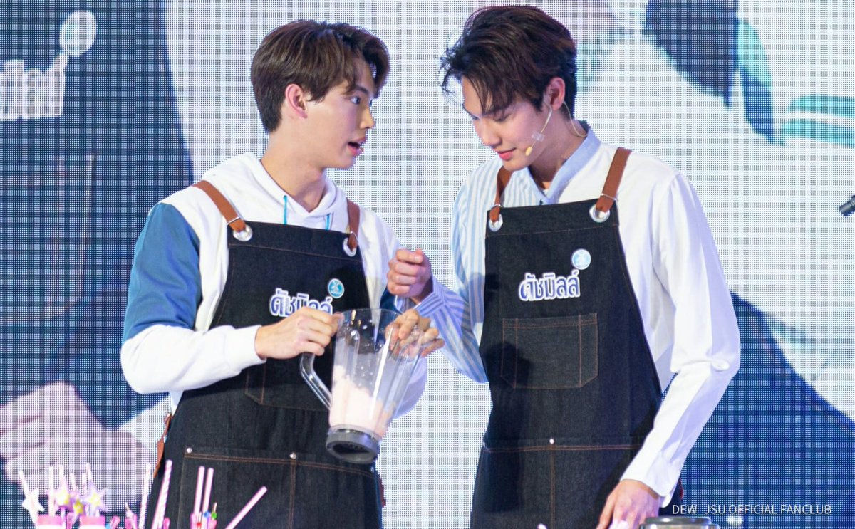 4sehatwinsempur's tweet photo. Semakin diperhatikan kalian semakin manis... 😍🫶💓
#ดิววิน #dewwin #วินดิว #windew https://t.co/PQuhVO1McV