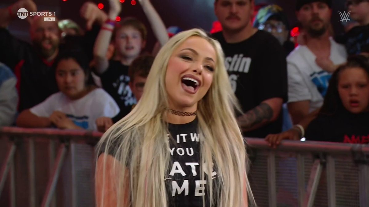 Liv is happy with her work tonight! #WWERAW | Live on TNT Sports & discovery+