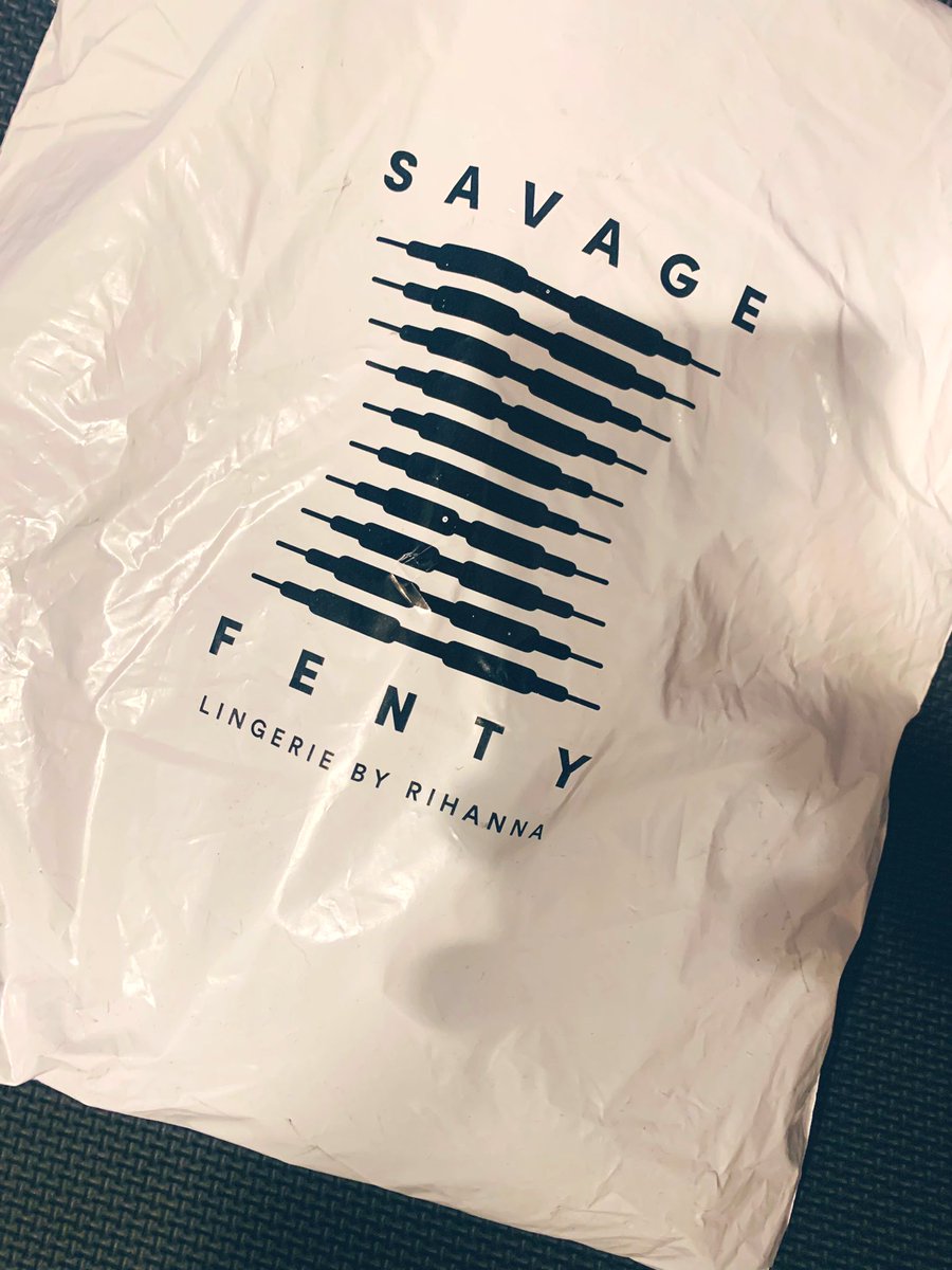Deppies… Rihanna sent me a package today. I’m going to “model” what I bought. Give me a few minutes to load up the pics.👀#SavageXFenty