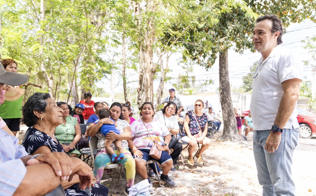 PedroJoaquin's tweet photo. ¡Prometimos y cumplimos! Así como lo hicimos en #LasFincas, ahora vamos a hacer justicia social en #SanFernando, para mejorar la calidad de vida de las familias, y con ello, brindarles certeza en su patrimonio, ese es mi compromiso con las vecinas y vecinos de la zona. https://t.co/VqAuu8raeM
