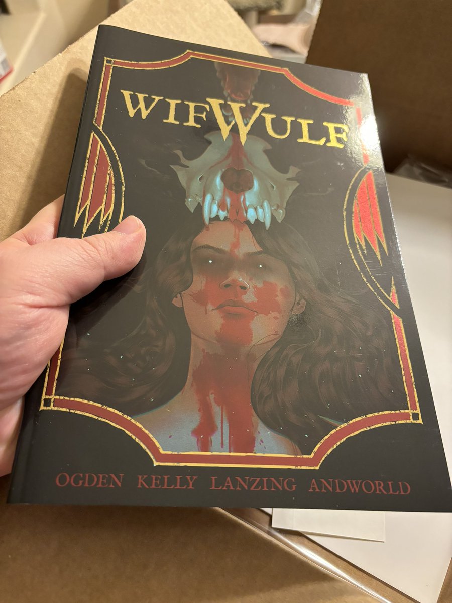 Awwww yeah it’s here!!!! @wifwulf so excited to give this a read ^_^. Check out your LCS if you weren’t a kickstarter backer y’all.