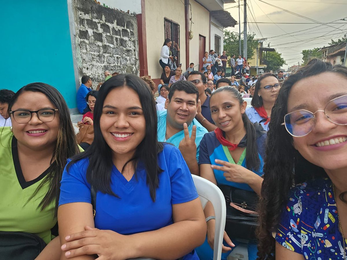 ❤️🖤 #SoberaniayDignidadNacional 

Desde #LeónRevolución nuestra #UvMarcosSomarriba participa en la conmemoración a nuestro Rigoberto López Pérez, un poeta nicaragüense, símbolo de la revolución, que dio muerte a Anastasio Somoza García.

Rigoberto López Pérez ¡PRESENTE! ✊🏻