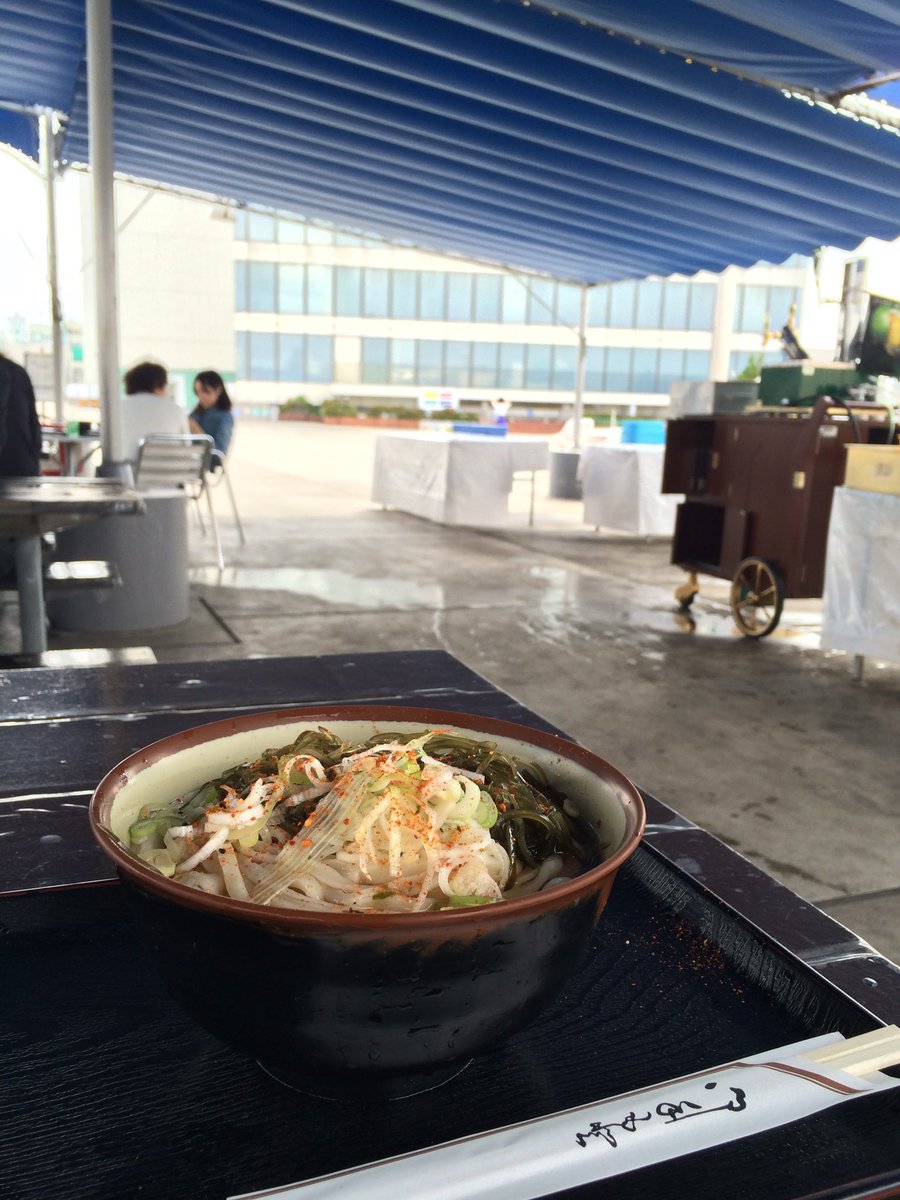 池袋西武のかるかや閉店か…屋上がリニューアルされる前によく行ったなあ。麺の断面のバラつきが妙に旨く感じられてな。どこかのタイミングで行ってこようかな。