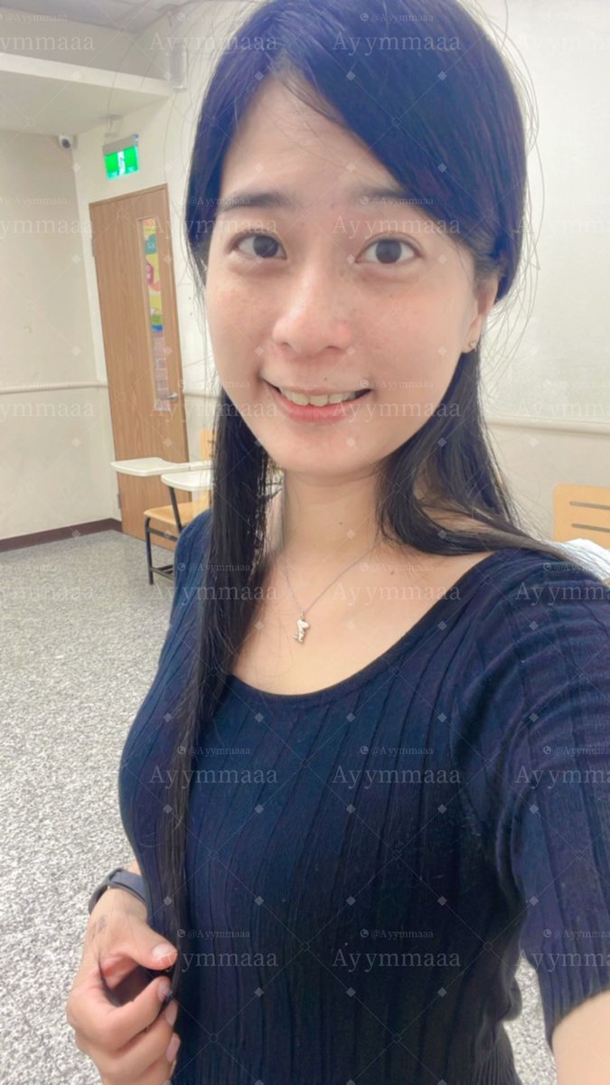 在這裏看到很多平時看不到的東西 
也學到很多😝
只po日常照片難道沒人看？
一定要色照才行嗎
🥲粉絲破1萬給大家看不一樣的照片🥰
#轉推按愛心可認識反差的我