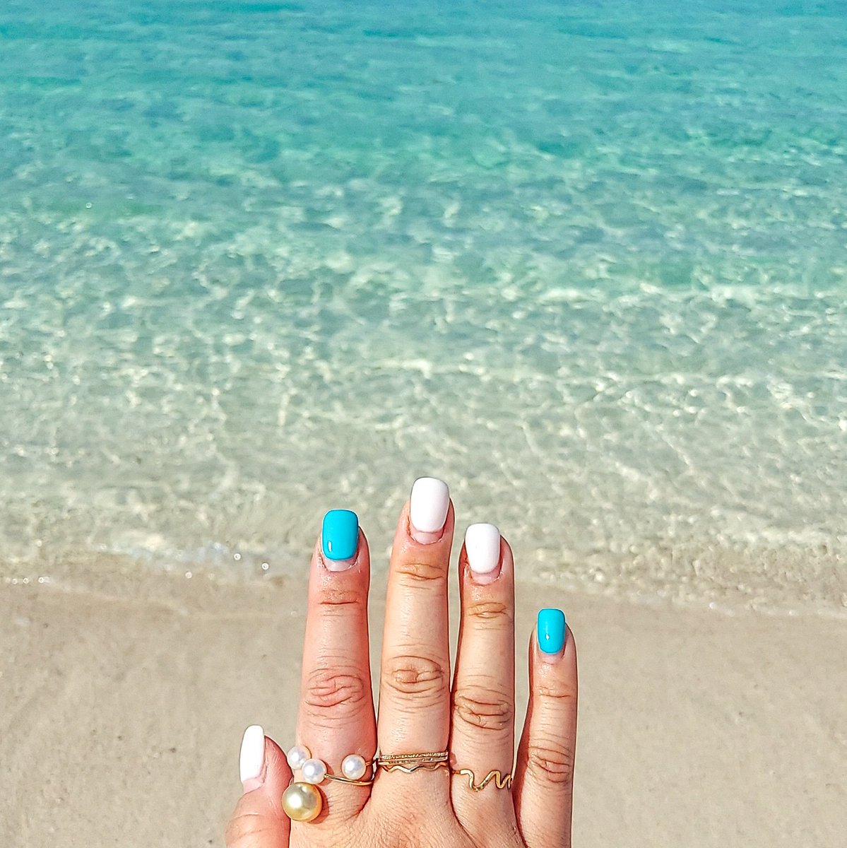 この夏はリゾートアイテムが爆誕予定🌴🥥🌈

各地のイベントに持っていきますね🌊