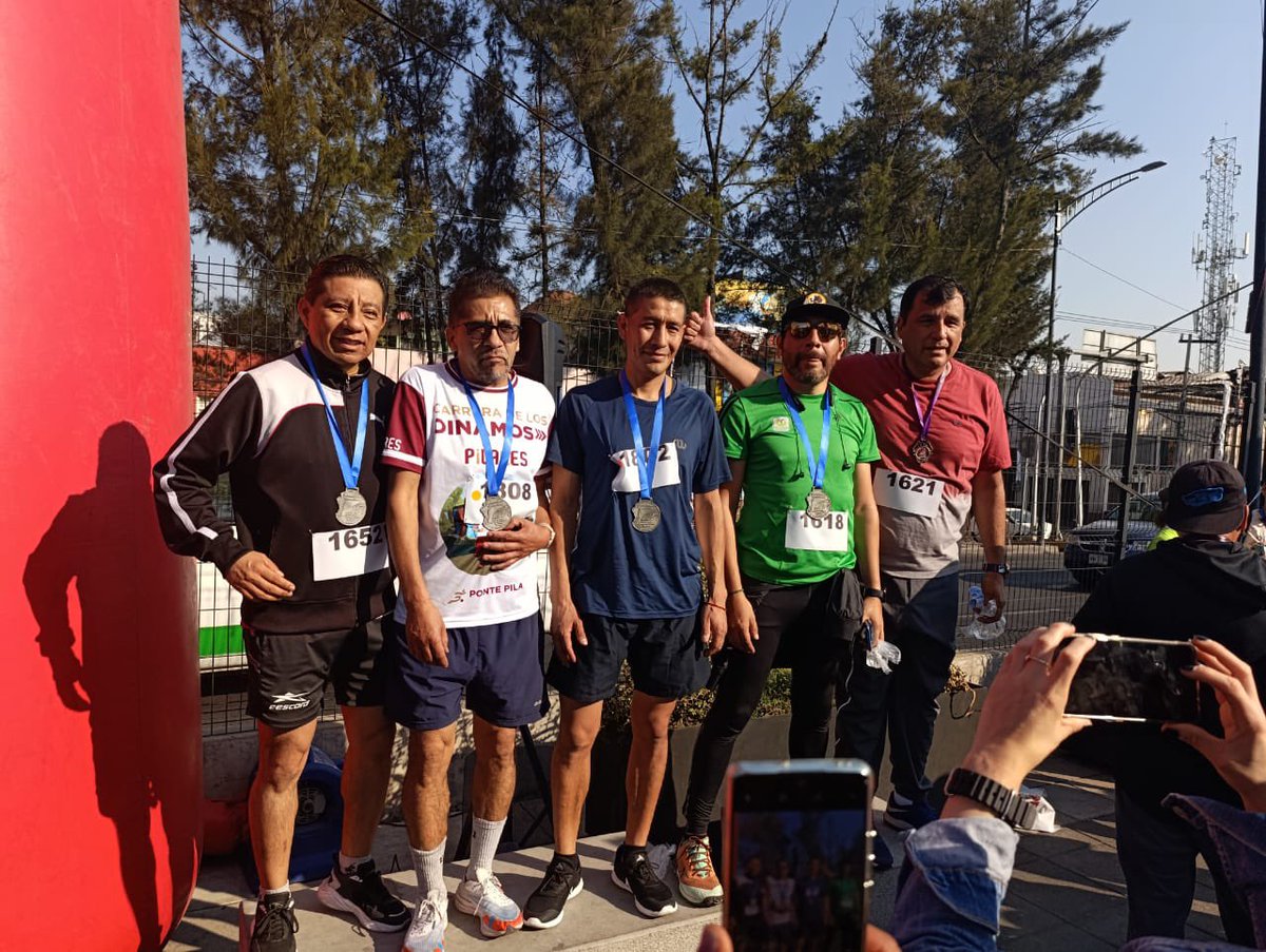 Agradezco y celebro la participación de 250 corredores durante la Carrera Recreativa Familiar de 3k realizada el pasado domingo 12 de mayo sobre el Canal de Río Churubusco. ¡Enhorabuena por el deporte en #Iztacalco!🏃🏃‍♀️🏃‍♂️ #IztacalcoCunaDeGrandesCampeones