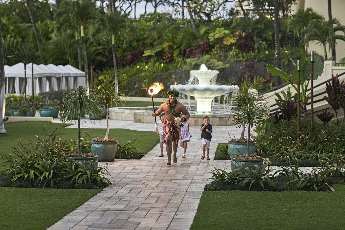 Four Seasons Resort Maui Celebrates Spring Break With New Seasonal Experiences For Families luxurylifestyle.com/headlines/four… #familyfun #familyvacations #familytravels #luxurylifestyle