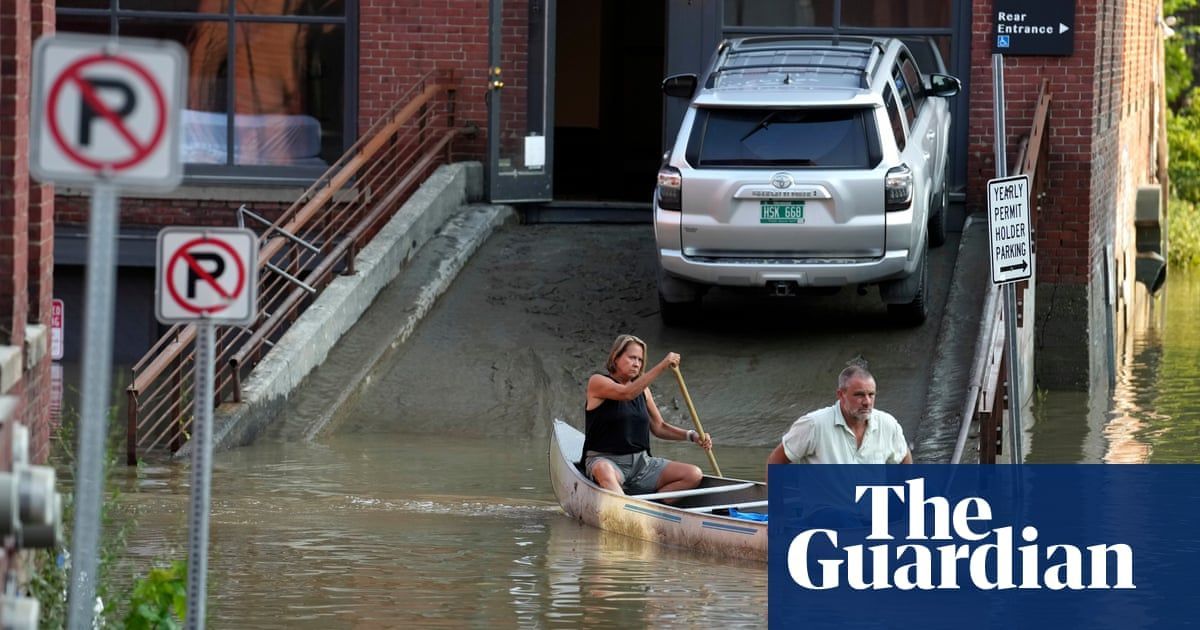 Following record floods, Vermont becomes the first state to pass a bill to make polluters pay for climate-related damages: buff.ly/4abAHlF Who's next? No time to wait. #ActOnClimate #climate #energy #makepolluterspay