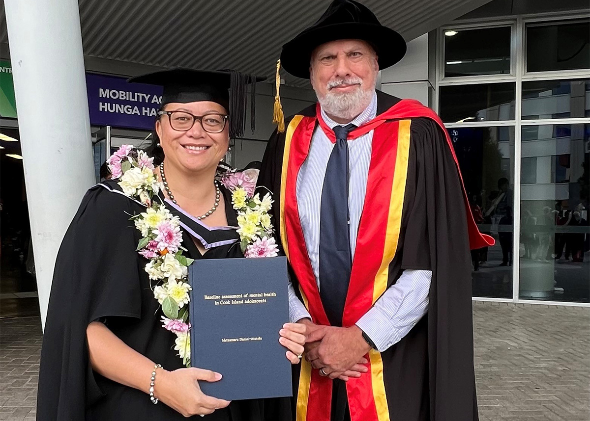 Liggins student Metua Daniel-Atutolu graduated last week with an MHSc. Her research journey into the mental health of Cook Island adolescents highlights the importance of Indigenous voices in research and sheds light on a deepening crisis. Read more: bit.ly/3UUfLeE