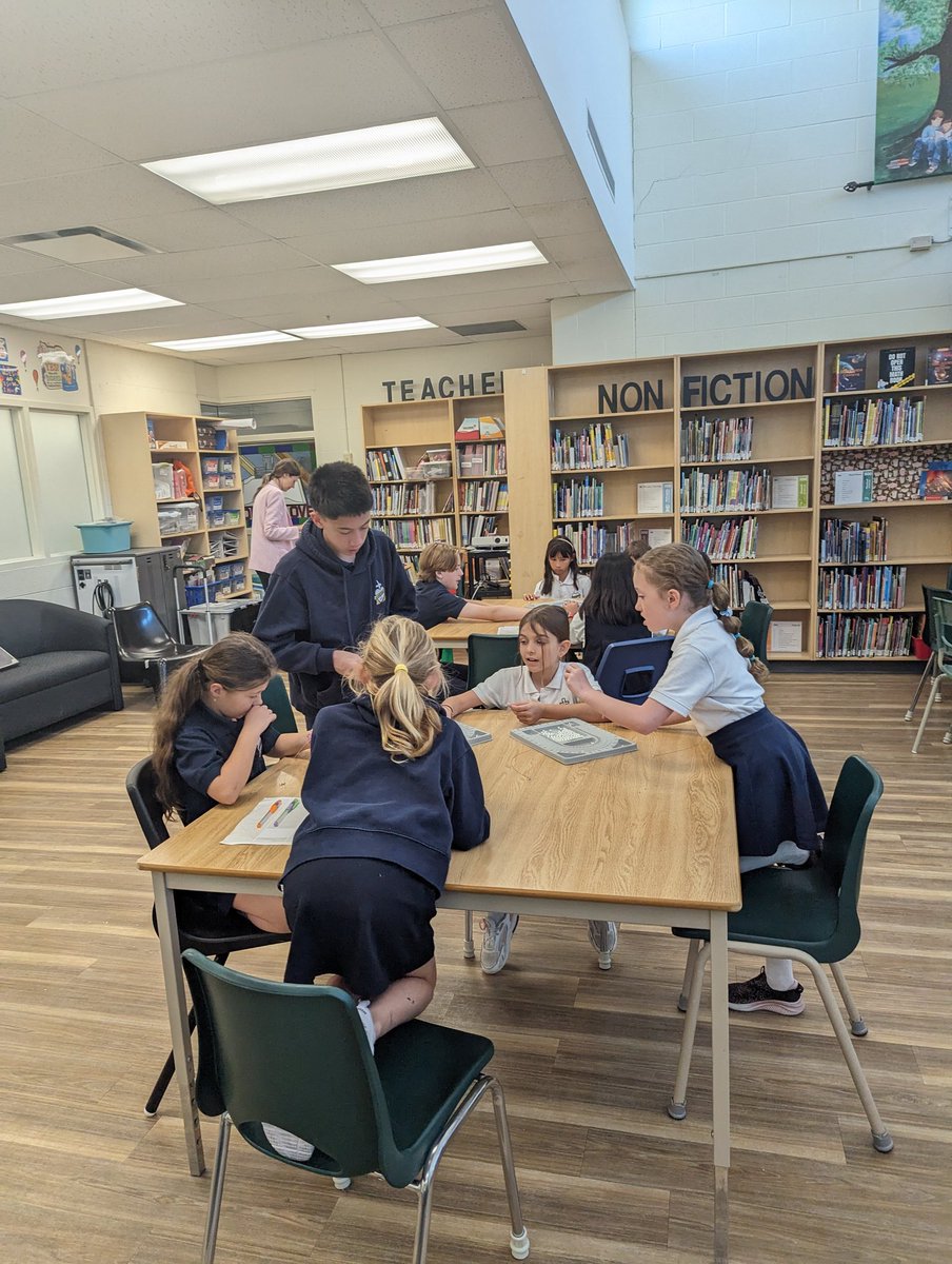 Thank you <a href="/beadingbuds/">beadingbuds</a> for coming in last week... The grade 2 students LOVE their rosary bracelets! 💗✝️ @SHOJ_HCDSB