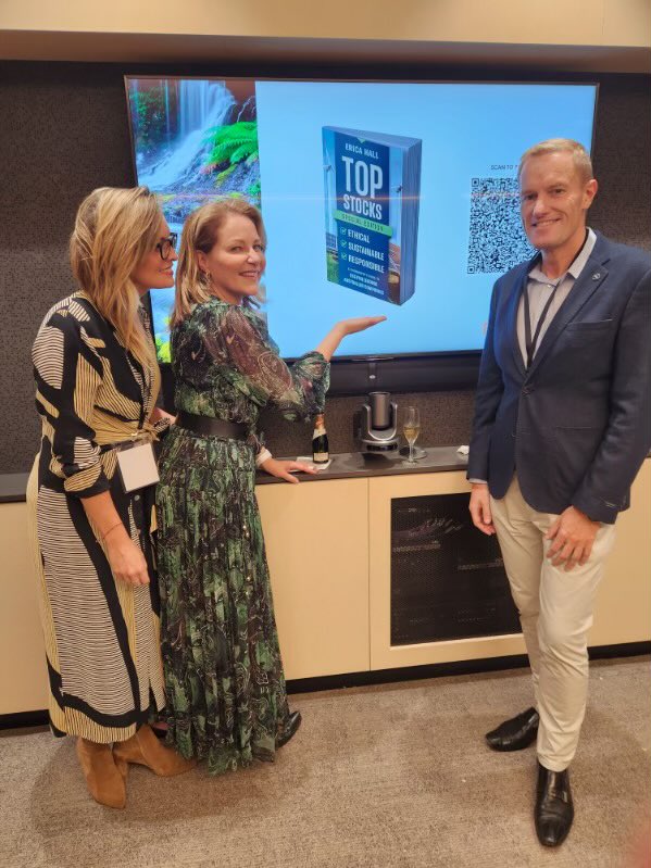 Erica Hall tweet media