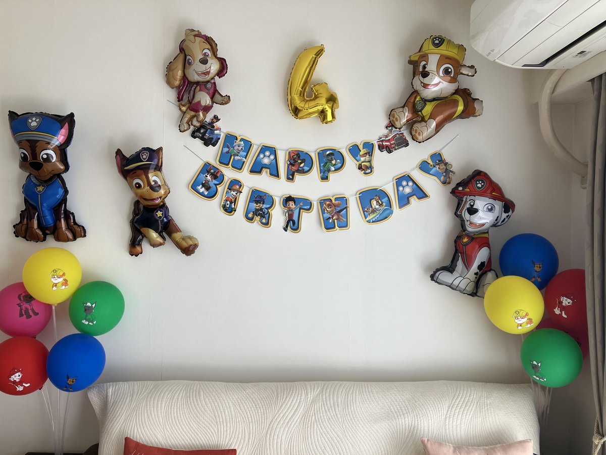 MRT_yagi's tweet photo. こんにちは😀

GWの後半には、4月の終わりに4歳になった孫の
誕生日会をやりました🎂

誕生日の飾りつけをして、孫の好物のいくらも用意しました🍣
下の孫には、こどもの日が近いため鯉のぼりのおにぎりです🎏

楽しい誕生日会でした❣️

　ヤギ

＃MRT株式会社
＃誕生日 https://t.co/zACUt0TdM4