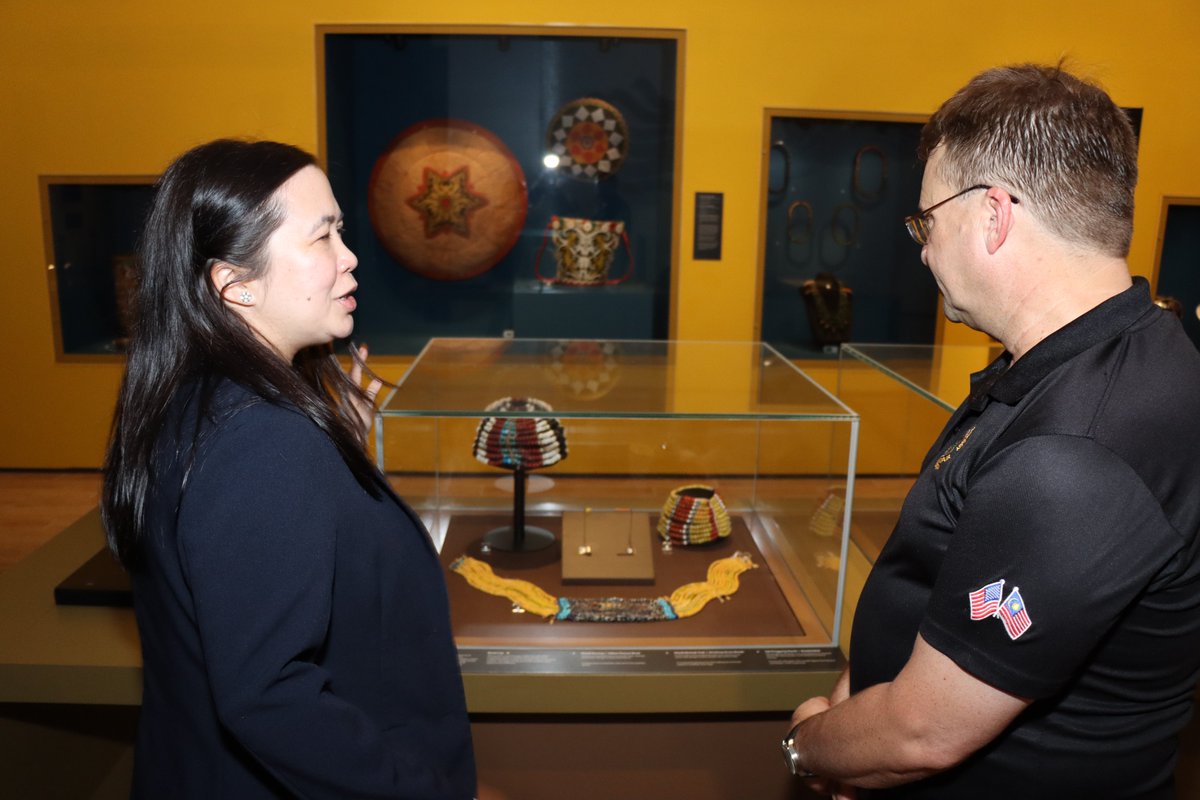 Thank you for the wonderful tour of the Borneo Cultures Museum, Director Puan Nancy Haji Jolbi! I was particularly impressed by your collections on Sarawak's history and indigenous architecture. We are committed to strengthening cultural and people-to-people ties between U.S. and