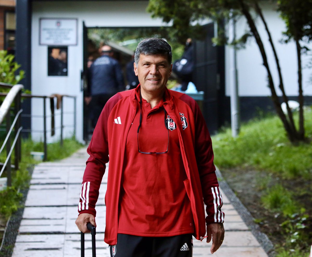 ✈️ Beşiktaş Artaş U17 Akademi Takımımızın, U17 Gelişim Ligi Finalleri için Antalya yolculuğu başladı.

#GeleceğinKartalları 🦅