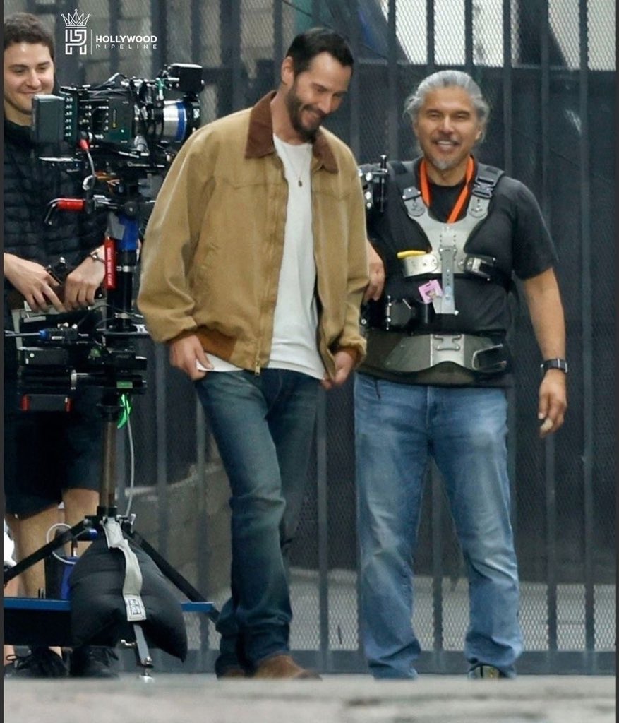 He is not walking on the street, he is walking on his natural runway! 🔥 “Keanu Reeves filming “Outcome” in Los Angeles” @HlywdPipeline Watch on YouTube👉🏻 youtu.be/FgqzLXSosMk?si…