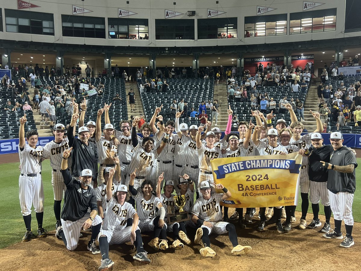 Congratulations to <a href="/coachmuecke/">Joe Muecke</a> and <a href="/SaguaroBaseball/">Saguaro Baseball</a> on winning the AIA 4A State Championship! #SagU #RTB