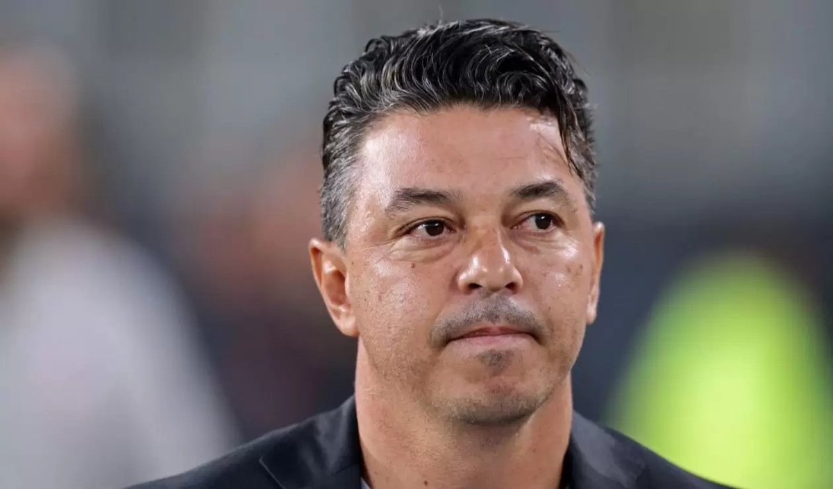 #Futbol | #Echaron a #MarceloGallardo como entrenador del #Al #Ittihad: los alarmantes números que lo eyectaron del cargo en tan solo seis meses. El Muñeco fue despedido luego de quedar eliminado en todos los torneos con el elenco saudí, que suma cuatro derrotas al hilo.