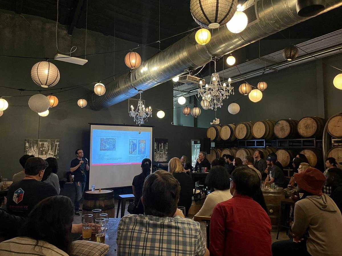 pintofscienceUS's tweet image. Day 1 of #pint24 in the US done ! 
We ended it at Houston and Los Angeles🚀🌴
If you are sad you missed it you have another chance tomorrow and Wednesday ! Book your 🎟️ here: pintofscience.us/events/la