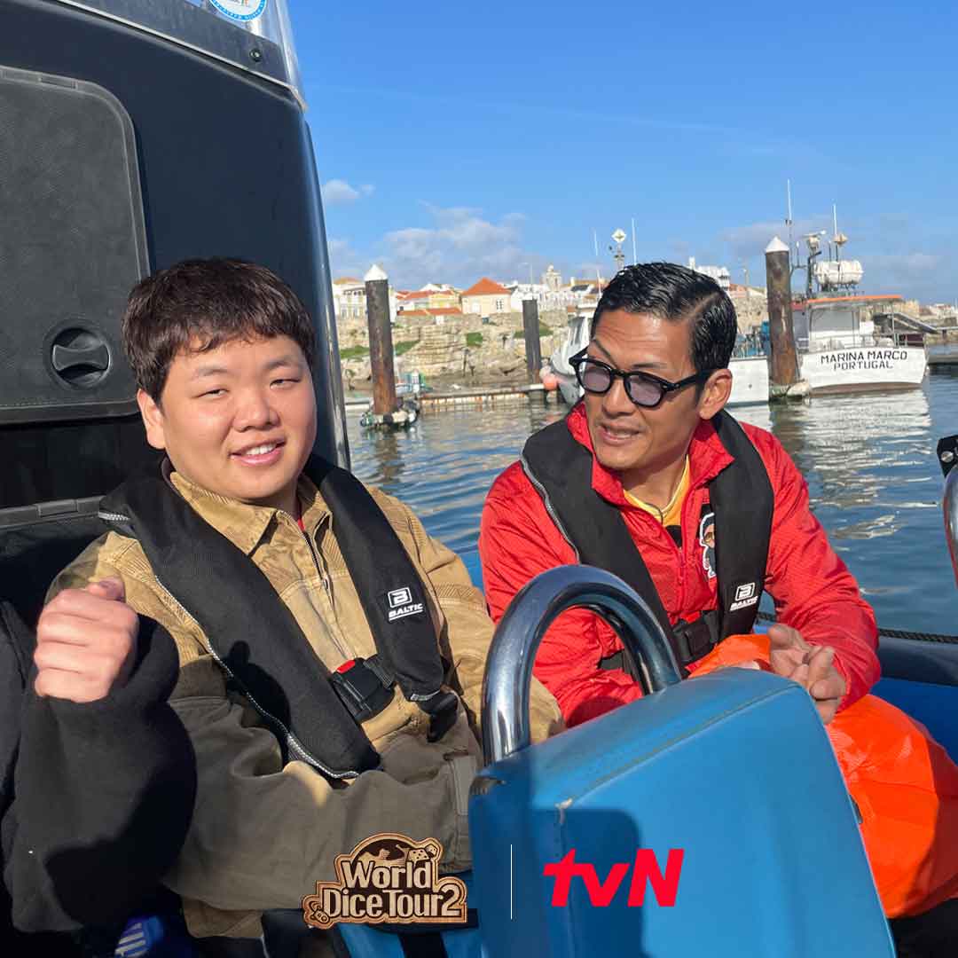 A trip filled with happy memories! ✈️🤩🎲 #WorldDiceTour2 Every Thu 22:30 (GMT +8) #tvNAsia #BestKoreanEntertainment #WorldDiceTour2 #RoHongChul #JooWooJae #KWAKTUBE #PANIBOTTLE #WONJI