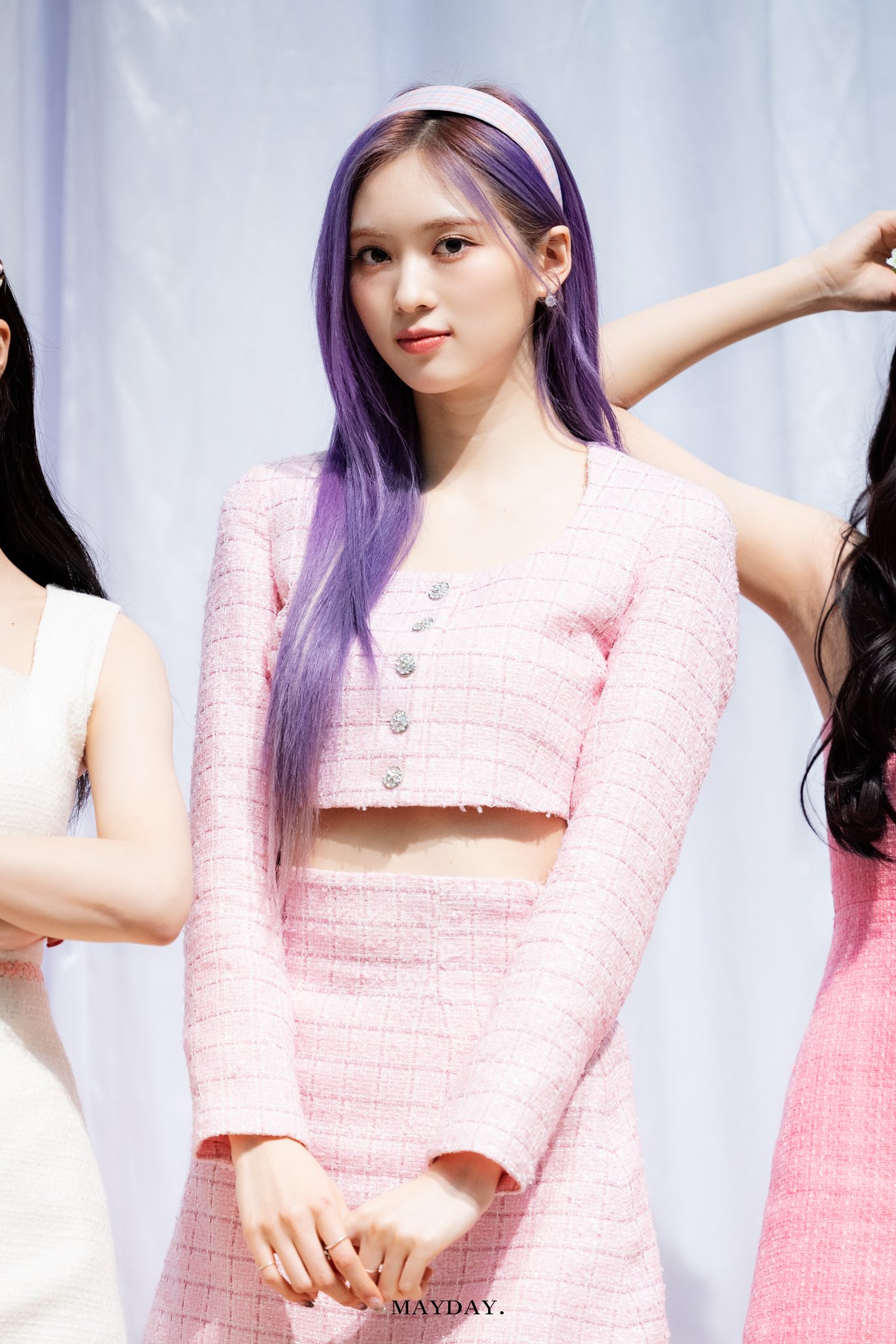 GNh-oVmbUAE_mUr?format=jpg&name=large