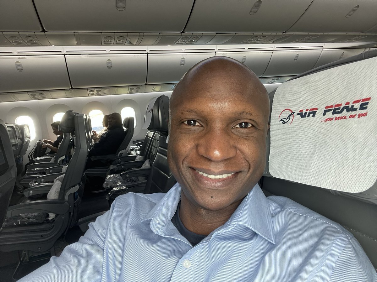 Nigerians, please let’s patronize our own o. 

This @flyairpeace plane is quite empty. 

Their service has been good so far.