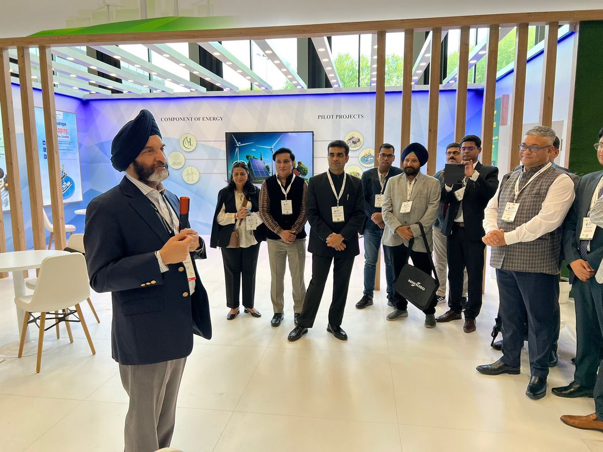India has set up its pavilion for the first time at the #WorldHydrogenSummit2024, currently underway in the Netherlands' Rotterdam. The pavilion was inaugurated by @mnreindia, Secretary Bhupinder S. Bhalla. It showcases the country's progress in the field of #GreenHydrogen.…