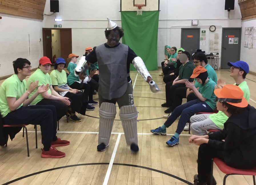 Filming in progress for our school show, ‘Wizard of Oz’ which premiers next week! Great fun was had by all, strutting their stuff on the catwalk!🚶🚶‍♂️