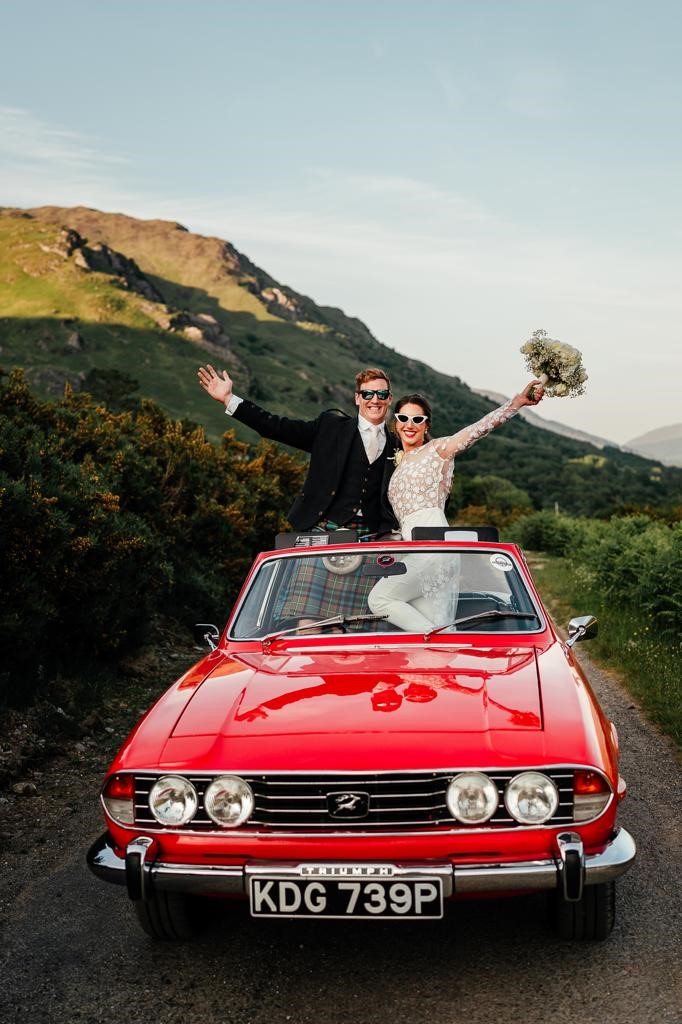 If you’ve set your #wedding date in the Highlands then please get your car booked in with highlandclassiccarhire.co.uk – dates are already filling up for 2024 & 2025 for some cars. Once it’s gone it’s gone #classiccars