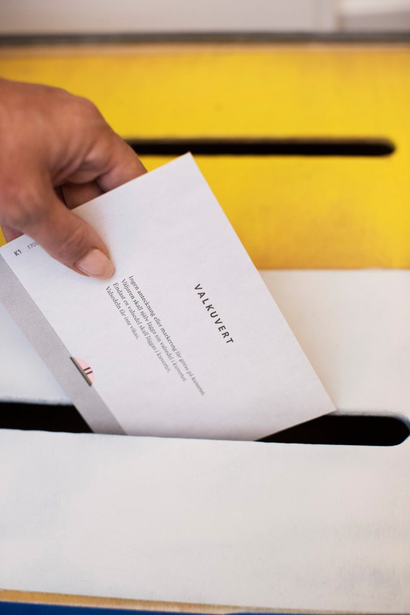 5 dagar kvar till första röstmottagningstillfället för Europaparlamentsvalet! Vill du rösta men saknar röstkort? Ta med dig svensk legitimation till röstmottagningen. Datumen för röstning hittar du genom följande länk på ambassadens hemsida. swedenabroad.se/sv/om-utlandet…