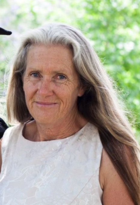 #MISSINGPERSON Australia - Robyn Gates, aged 65, was last seen about 8.30am Tuesday 14 May Rosebank Street, Rosebank, about 20km north east of Lismore, North NSW

Caucasian, about 165cm-170cm tall, of thin build and with long grey hair