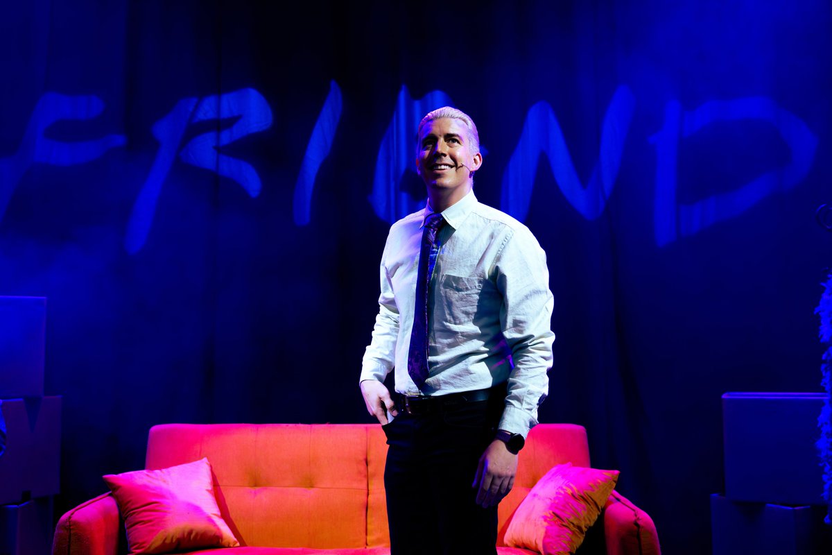 ☕️ F.R.I.E.N.D ☕️ (@onewithgunther) on Twitter photo Brendan Murphy, creator of FRIEND (The One With Gunther), will be chatting about his show on Riverside Radio's Spotlight show at 7pm today: riversideradio.com/shows/spotlight
Performed by Joseph Maudsley, FRIEND opens tonight at the King's Head Theatre in London: kingsheadtheatre.com/whats-on/frien… Brendan Murphy, creator of FRIEND (The One With Gunther), will be chatting about his show on Riverside Radio's Spotlight show at 7pm today: riversideradio.com/shows/spotlight
Performed by Joseph Maudsley, FRIEND opens tonight at the King's Head Theatre in London: kingsheadtheatre.com/whats-on/frien…