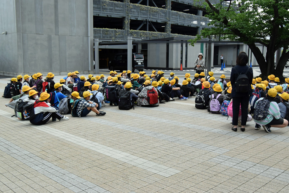 東京ディズニーシー（R）新テーマポート「ファンタジースプリングス」に小学生が招待されました（令和6年5月14日）｜浦安市公式サイト
市内の小学校6年生1,344人が、映画の世界が感じられるアトラクションやレストランなどを楽しみました。
city.urayasu.lg.jp/shisei/koho/to…
#urayasu #浦安市