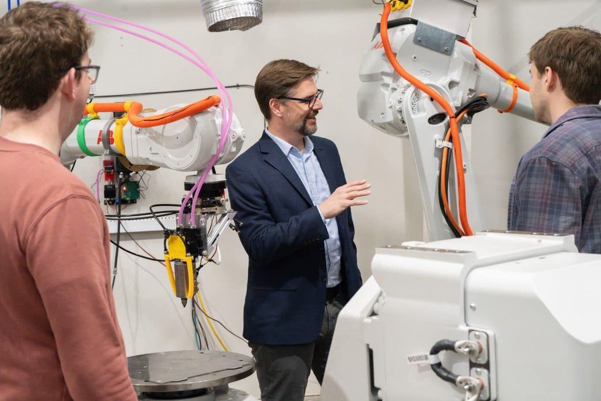 .@virginia_tech researchers pioneer advancement in wind turbine blade technology, leveraging #3Dprinting

Addressing environmental & logistical challenges to construct the blades from recyclable thermoplastic material. 

buff.ly/44GwwNF

#additivemanufacturing