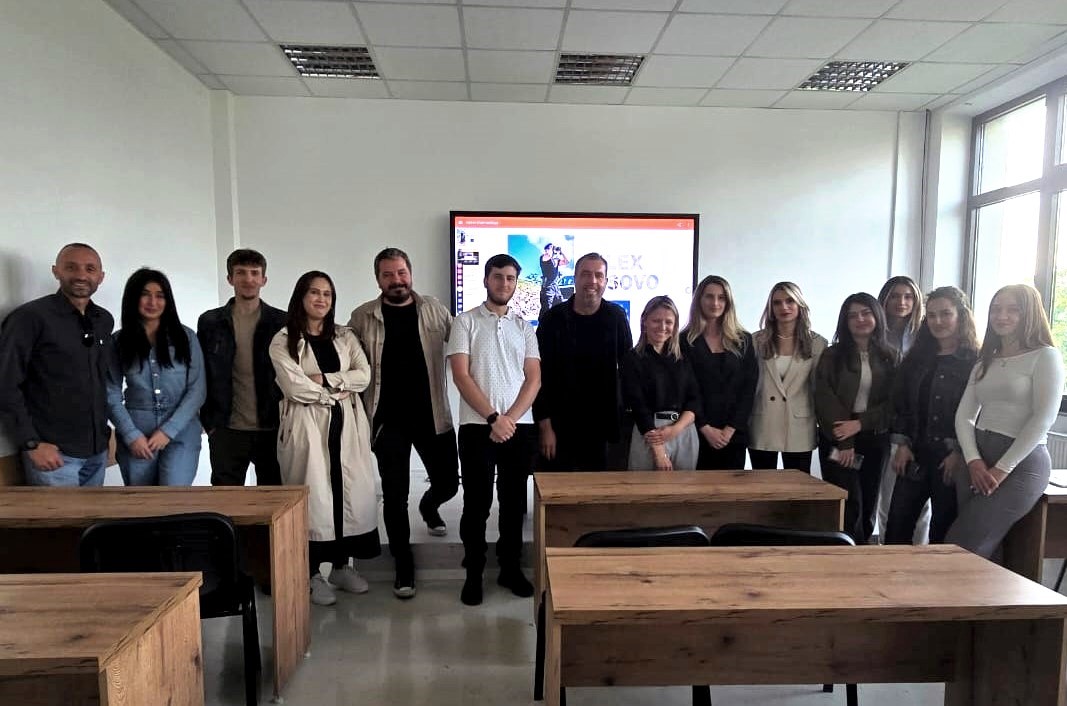 The #EULEX Mission Analytical Capability Analyst @sa_barbieri had last week an engaging discussion w/ @UniPrishtina students of International Relations & Diplomacy about the mandate of EULEX in Kosovo, and the role of EU CSDP as tool of crisis management.