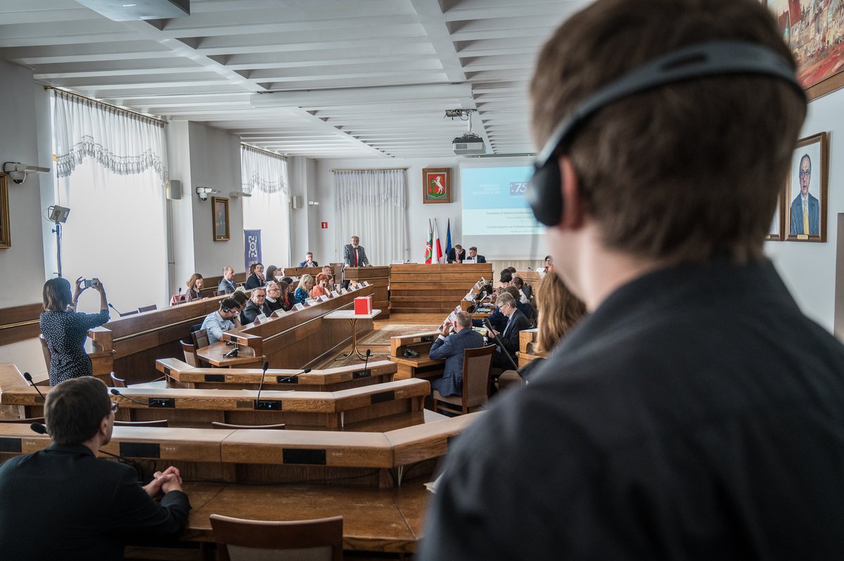 Eksperci Rady Europy (ADI-INT) debatują w Lublinie na temat integracji międzykulturowej. Zapoznają się z lubelskimi rozwiązaniami dotyczącymi integracji i włączania cudzoziemców, uchodźców i mniejszości etnicznych. ✅lublin.eu/lublin/wspolpr… #Lublin #ilovelbn