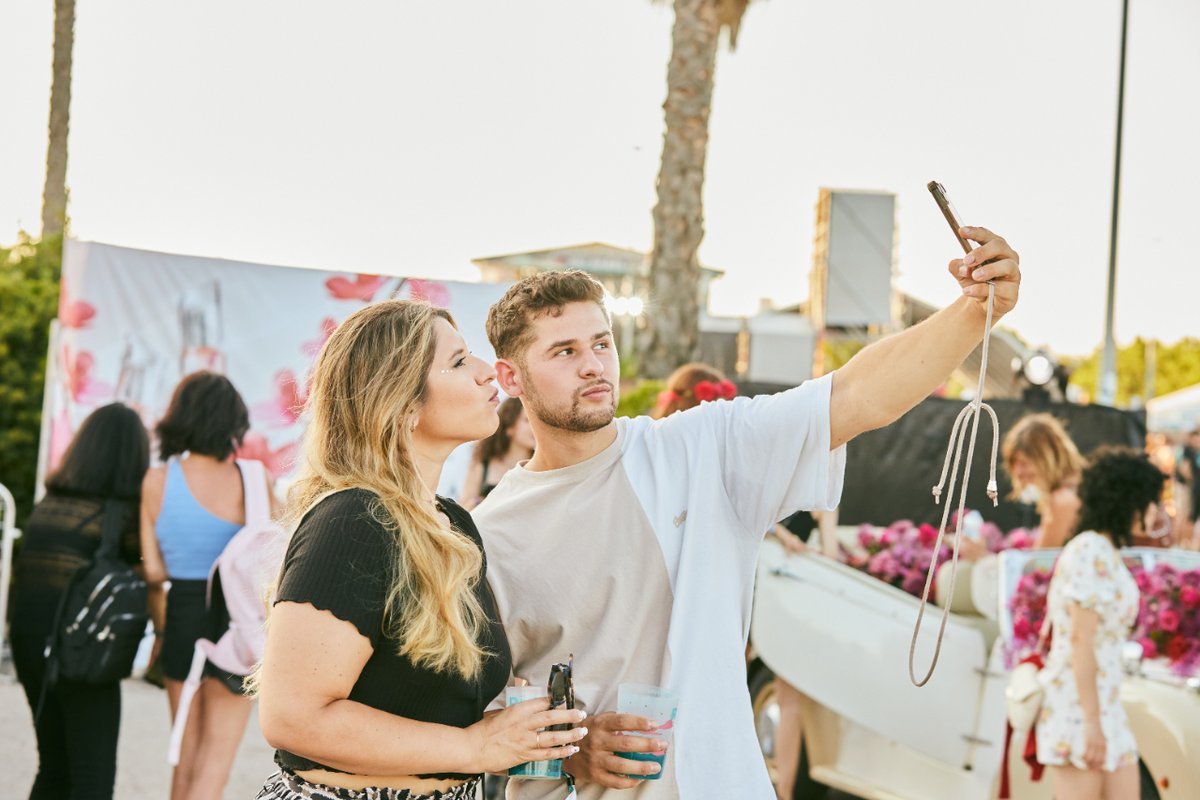 ¡Ven al #RioBabel2024 y no olvides hacerte un selfie con tus amigos para inmortalizar el momento!🎶 🎟️Entradas en: @seetickets y festivalriobabel.com