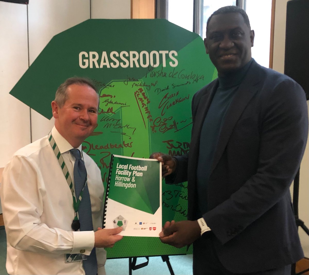 Lovely to meet @EmileHeskeyUK at the grassroots football event @UKParliament and celebrate the financial support provided to lots of our local football clubs